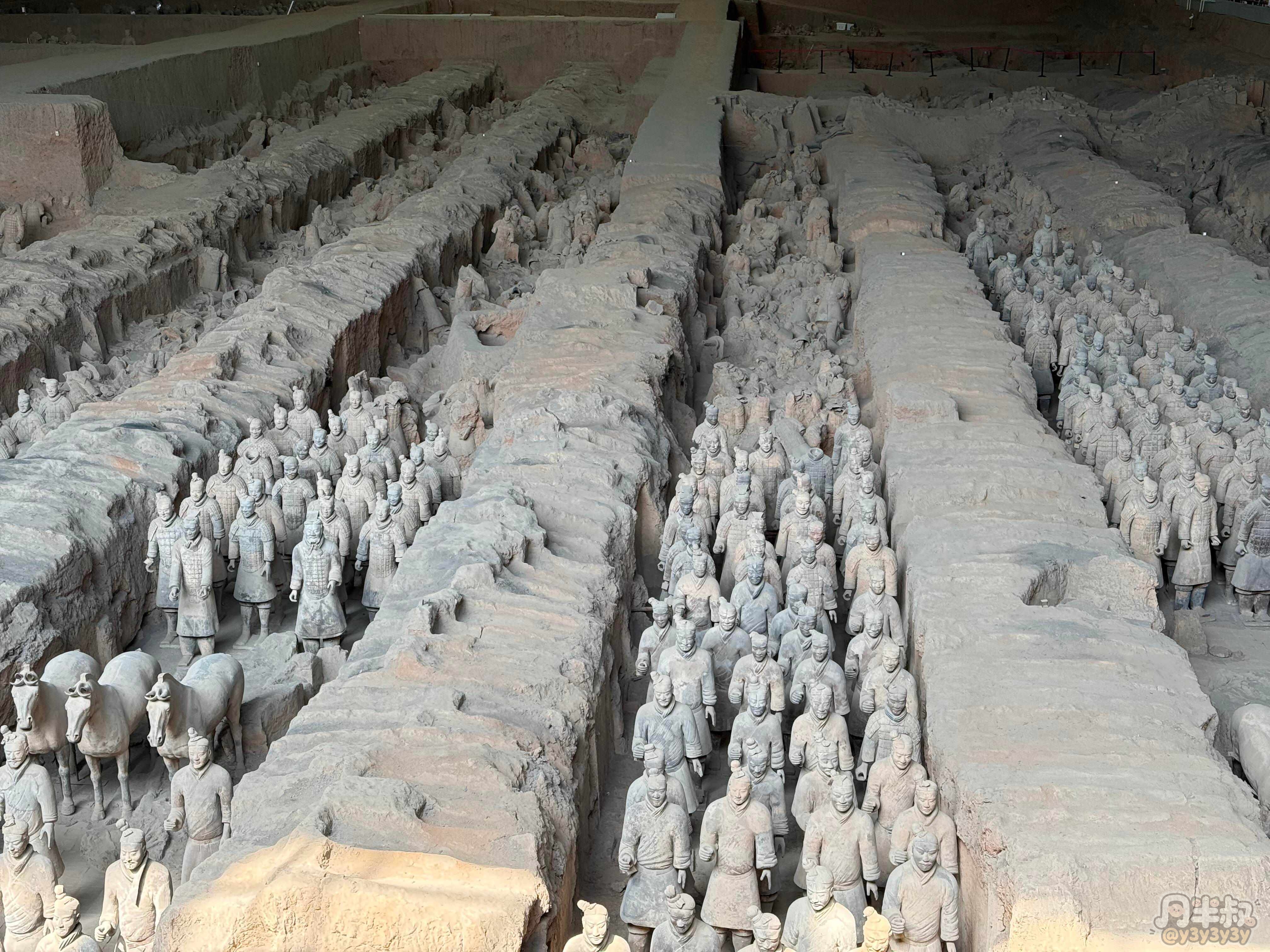 兵马俑1- 10000K.jpg